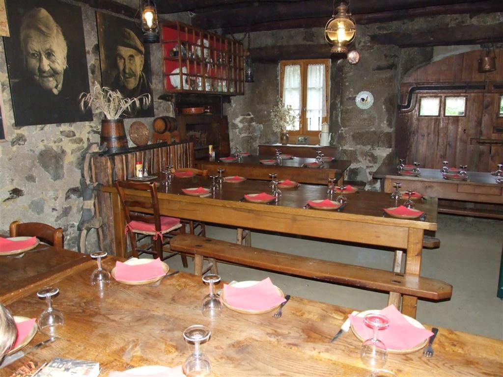 Auberge Paysanne Loubaresse  Esterno foto