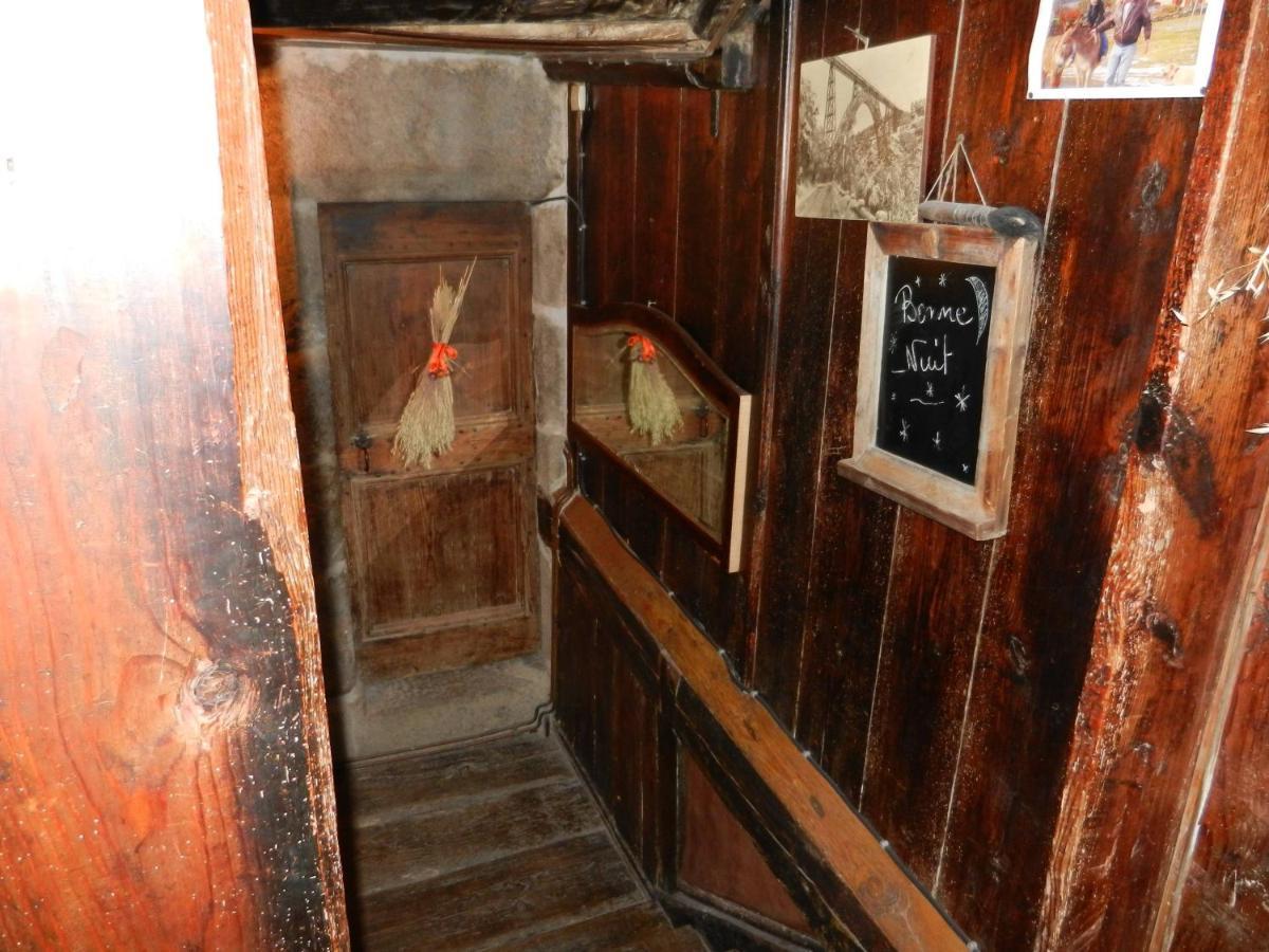 Auberge Paysanne Loubaresse  Esterno foto